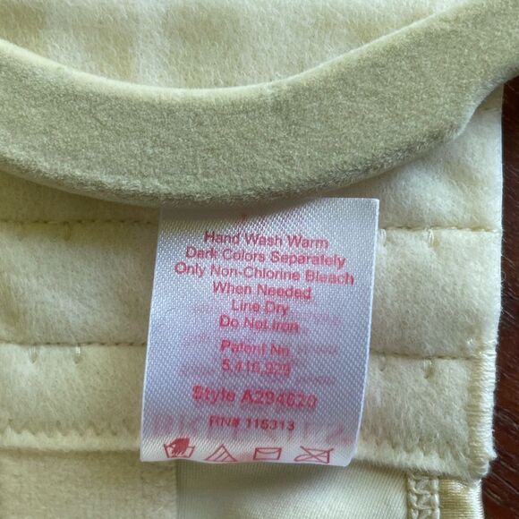 Breezies Soft Bra Size 44 C - Picture 4 of 6